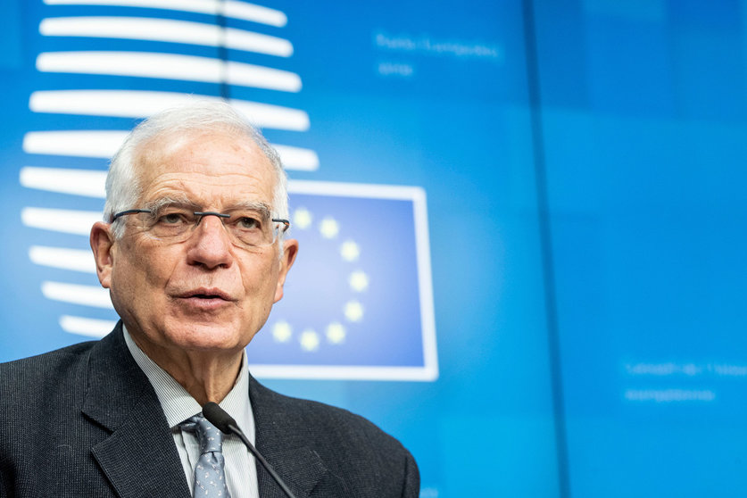 FILED - 25 January 2021, Belgium, Brussels: European Union High Representative for Foreign Affairs and Security Policy Josep Borrell speaks during a press conference following an EU Foreign Ministers meeting at the EU headquarters. Borrell is due in Moscow on Friday just days after the jailing of prominent Russian dissident Alexei Navalny that provoked an international uproar. Photo: Zucchi-Enzo/EU Council/dpa - ATTENTION: editorial use only in connection with the latest coverage about (the transmission/the film/the auction/the exhibition/the book) and only if the credit mentioned above is referenced in full