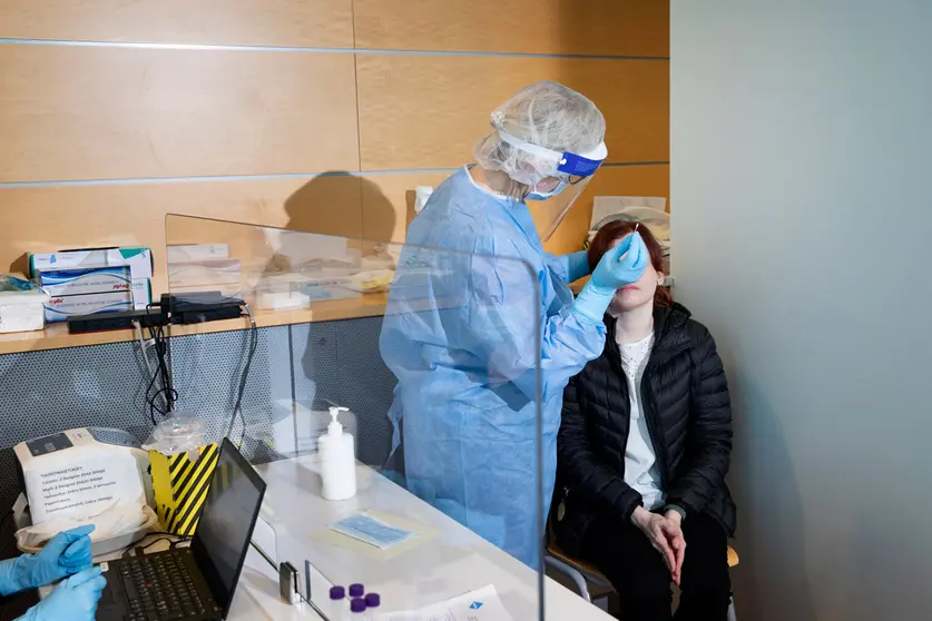 A coronavirus testing site at Helsinki airport. Photo: @HUS.