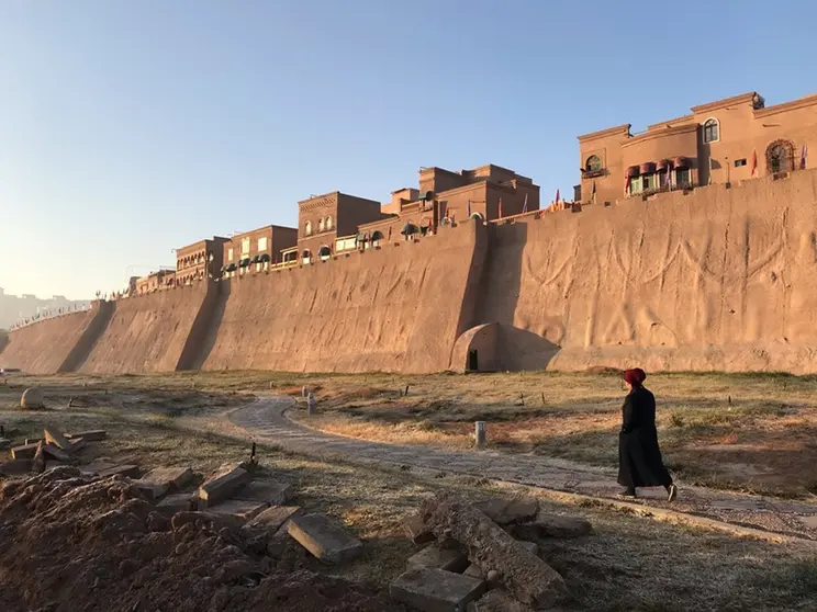 FILED - The old town in the western Chinese city of Kashgar in the Tarim Basin region of Southern Xinjiang Photo: Simina Mistrenau/dpa.