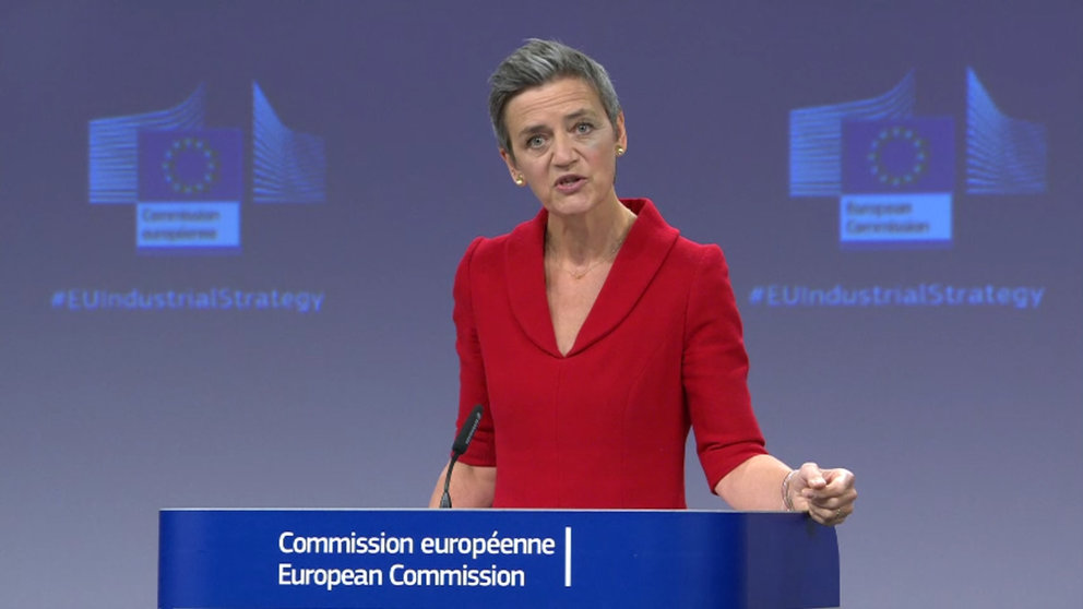 EU Competition Commissioner Margrethe Vestager talks to a press conference. Image: screenshot from EU Commission video.