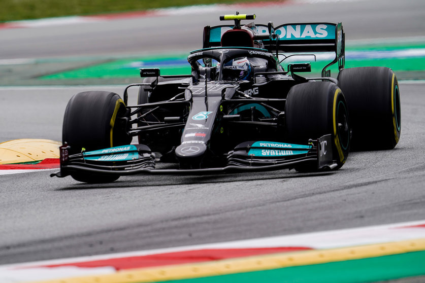 09 May 2021, Spain, Montmelo: Finnish Formula One driver Valtteri Bottas of Mercedes-AMG Team, competes in the 2021 Spanish Formula One Grand Prix at the Barcelona Catalunya Circuit in Montmelo. Photo: James Gasperotti/ZUMA Wire/dpa