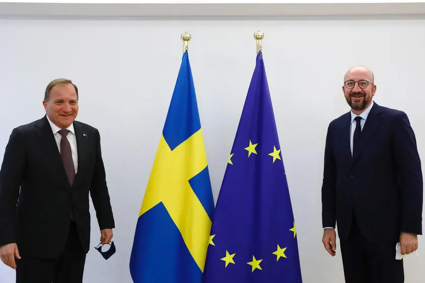 HANDOUT - 01 June 2021, Belgium, Brussels: European Council President Charles Michel (R) poses for a photo with Sweden's Prime Minister Stefan Lofven ahead of their meeting. Photo: Dario Pignatelli/European Council/dpa - ATTENTION: editorial use only and only if the credit mentioned above is referenced in full