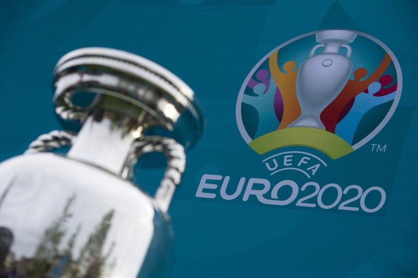 04 June 2021, United Kingdom, London: The Henri Delaunay Cup, which made a special visit to London as part of the UEFA EURO 2020 Trophy Tour. Photo: Kirsty O'connor/PA Wire/dpa