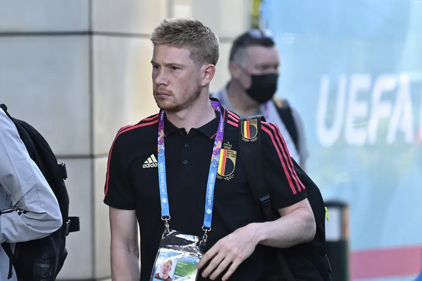 16 June 2021, Denmark, Copenhagen: Belgium's Kevin De Bruyne arrives at a training session for the Belgian national soccer ahead of Thursday's UEFA EURO 2020 Group B soccer match against Denmark. Photo: Dirk Waem/BELGA/dpa