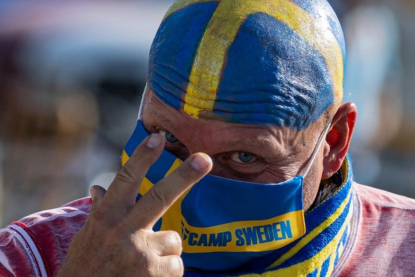 14 June 2021, Spain, Seville: A fan is seen before the start of the UEFA EURO 2020 Group E soccer match between Spain and Sweden at La Cartuja Stadium. Photo: Jose Luis Contreras/DAX via ZUMA Wire/dpa.