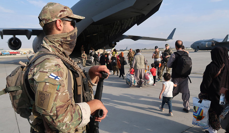 Finnish troops participating in the refugee evacuation operation in Kabul. Photo: Puolustusvoimat.