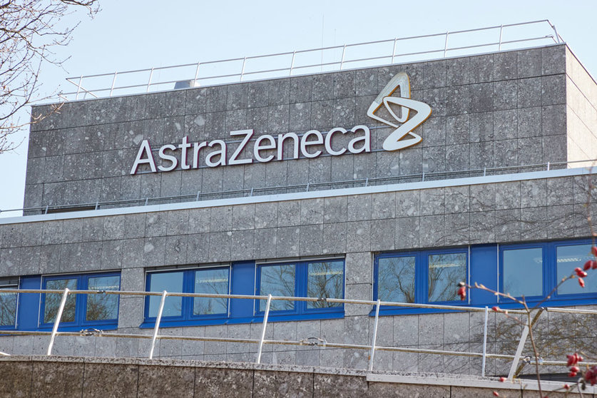 FILED - 31 March 2021, Schleswig-Holstein, Wedel: The logo on the building of the pharmaceutical company Astrazeneca in Wedel, Germany. The European Union and British-Swedish pharmaceutical firm AstraZeneca have a deal struck ending litigation in a row over Covid-19 vaccine supply. Photo: Georg Wendt/dpa