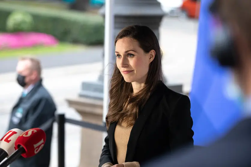 Prime Minister Sanna Marin, talking to the media during the budget negotiations. Photo: Fanni Uusitalo/Vnk.