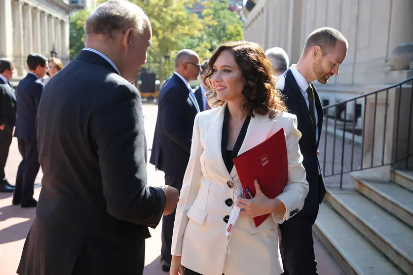 27 september 2021. The president of the Community of Madrid, Isabel Díaz Ayuso, has met with representatives of the Hispanic Society in New York. Photo: Community of Madrid.