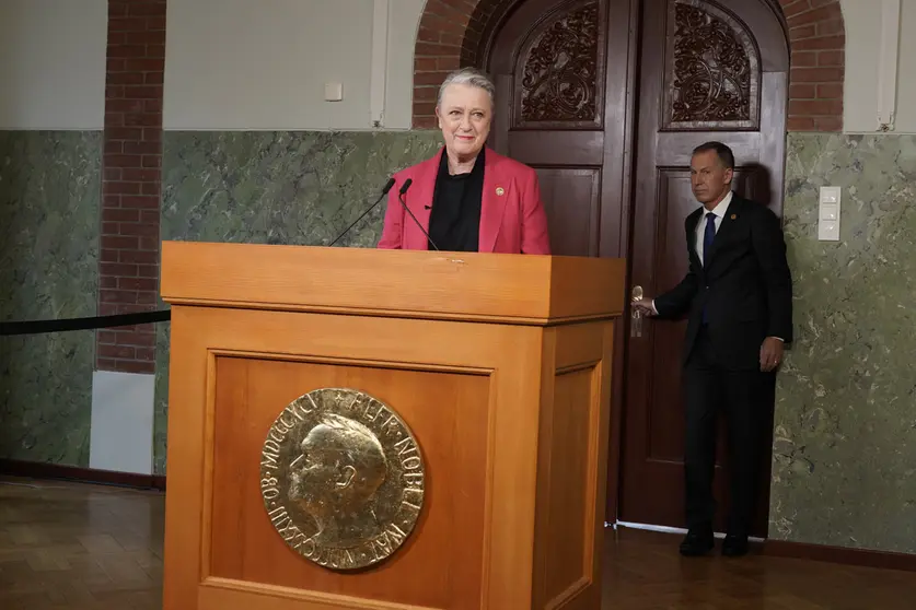 08 October 2021, Norway, Oslo: The chairman of the Norwegian Nobel Peace Prize Committee, Berit Reiss-Andersen announces the laureate of the 2021 Nobel Peace Prize to Maria Ressa and Dmitrij Muratov in the Nobel Institute. Photo: Heiko Junge/ntb/dpa