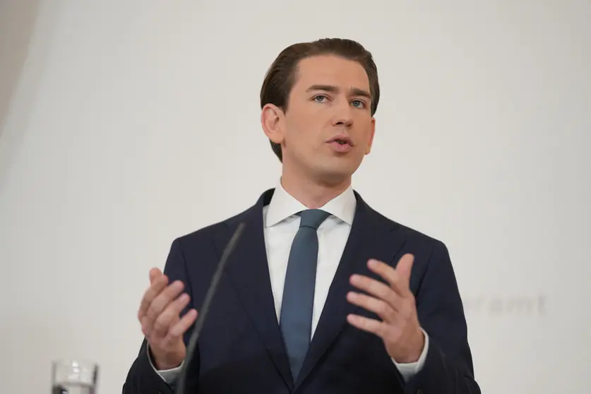 09 October 2021, Austria, Vienna: Austrian Chancellor Sebastian Kurz announces his resignation during a press conference at the Chancellery in Vienna. Photo: Georg Hochmuth/APA/dpa