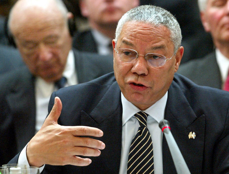 FILED - 28 April 2004, Berlin: Then US Foreign Secretary Colin Powell gestures as he speaks during the anti-Semitism conference which is organised by the Organisation for Security and Co-operation in Europe (OSCE) in Berlin. Former US Secretary of State Colin Powell has died aged 84 of Covid-19 complications, his family has announced. Photo: Michael Urban/dpa/Pool/dpa