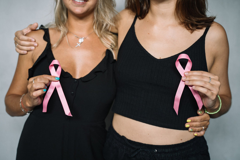 Women-breast-cancer-by-Pexels