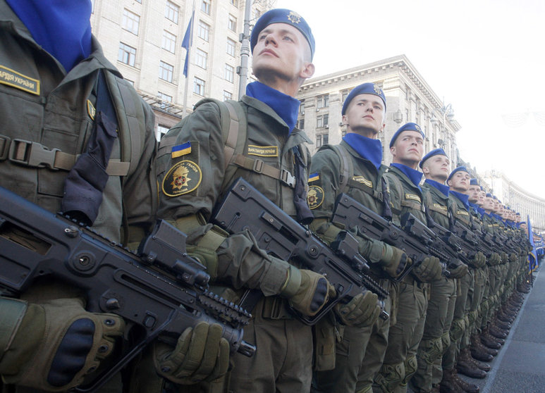 FILED - Ukrainian army soldiers take part during a rehearsal of the military parade of the upcoming 27th Ukrainian Independence Day, in Kiev, Ukraine, 22 August 2018. Photo: Serg Glovny/ZUMA Wire/dpa.