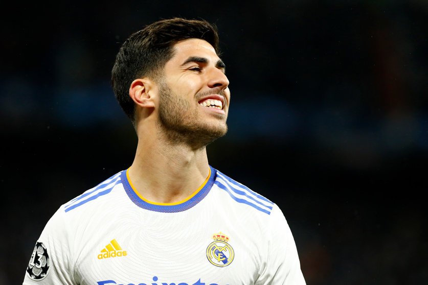 07 December 2021, Spain, Madrid: Real Madrid's Marco Asensio celebrates scoring his side's second goal of the game during the UEFA Champions League Group D soccer match between Real Madrid and Inter Milan at Santiago Bernabeu Stadium. Photo: Apo Caballero/DAX via ZUMA Press Wire/dpa.