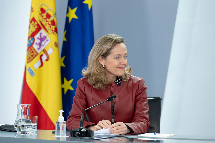 The Deputy Prime Minister and Minister of Economic Affairs and Digital Transformation Nadia Calviño, at the press conference at the end of the extraordinary meeting of the Council of Ministers. Photo: La Moncloa.
