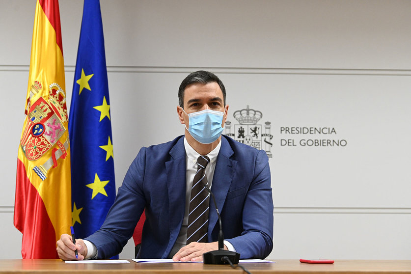 Spanish Prime Minister Pedro Sanchez, speaking by videoconference with Spanish troops deployed abroad on Christmas Eve. Photo: La Moncloa/file photo.