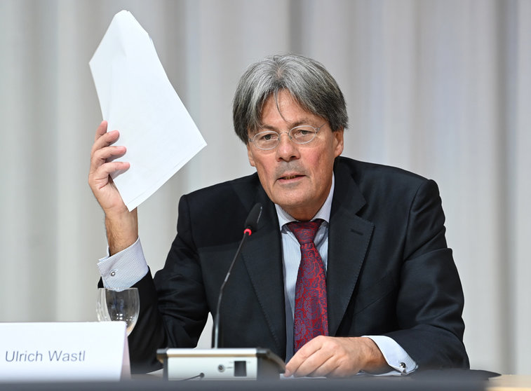 20 January 2022, Bavaria, Munich: Ulrich Wastl of law firm Westpfahl Spilker Wastl (WSW) speaks during a press conference on a report on child sex abuse in the Archdiocese of Munich-Freising. Photo: Sven Hoppe/dpa POOL/dpa.