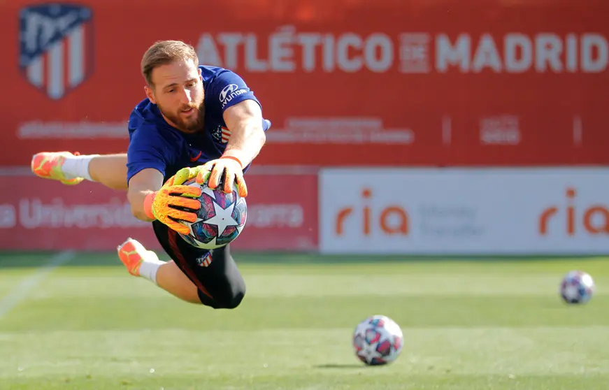 FILED - 29 July 2020, Spain, Madrid: Atletico Madrid goalkeeper Jan Oblak in action during a training session in Madrid. Oblak tested positive for Coronavirus Photo: Alexander Marin/Atletico Madrid/dpa - ACHTUNG: Nur zur redaktionellen Verwendung und nur mit vollständiger Nennung des vorstehenden Credits,