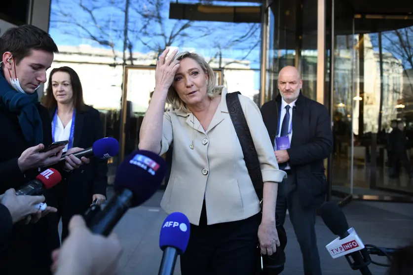 29 January 2022, Spain, Madrid: Marine Le Pen, leader of the French nationalist National Rally party, speaks to media during a joint meeting of leading representatives of conservative and right-wing populist parties. The two-day summit organised by Vox, Spain's far-right party, is to continue the work begun at the "Warsaw Summit" last December. Photo: Fernando Sanchez/Europapress/dpa.