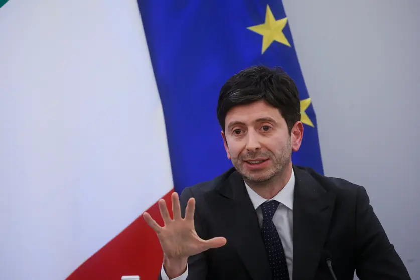 02 February 2022, Italy, Rome: Italian Minister of Health Roberto Speranza attends a press conference following the council of ministers meeting. Photo: Fabio Frustaci/LaPresse via ZUMA Press/dpa.