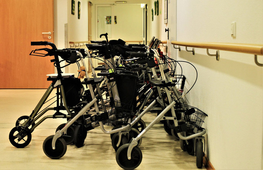 Rollators in a nursing home. Photo: Pixabay.