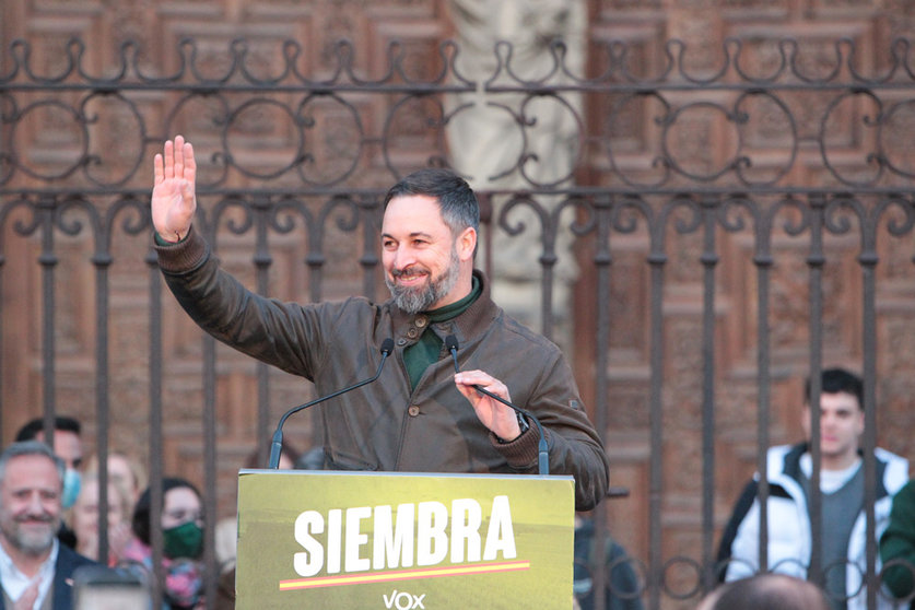 10 February 2022, Spain, Leon: Leader of far-right party VOX Santiago Abascal speaks during an electoral campaign of the party, in the Plaza de Regla, three days before elections at Castilla y Leon. Photo: Secundino Pérez/EUROPA PRESS/dpa.