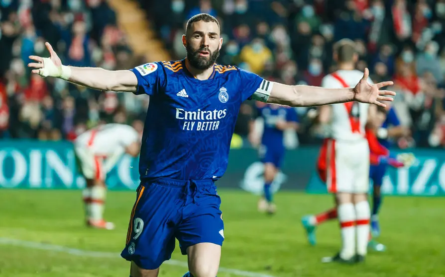 26 February 2022, Spain, Madrid: Real Madrid's Karim Benzema celebrates scoring his side's first goal during the Spanish LaLiga soccer match between Rayo Vallecano and Real Madrid at Estadio de Vallecas. Photo: Pablo Garcia/DAX via ZUMA Press Wire/dpa.