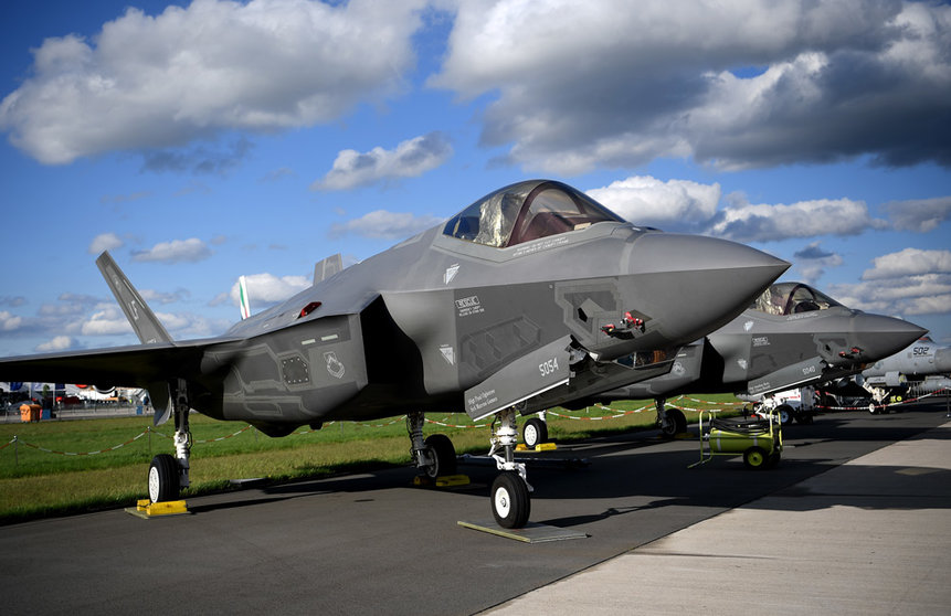 FILED - 25 April 2018, Berlin: A Lockheed Martin F-35 stealth jet from the US with a radar unit from defence contractor Hensoldt is on display at the German Aerospace Exhibition (ILA). The German government wants to equip its air force with US-built F-35 stealth military jets, government sources have told dpa. Photo: Britta Pedersen/zb/dpa.