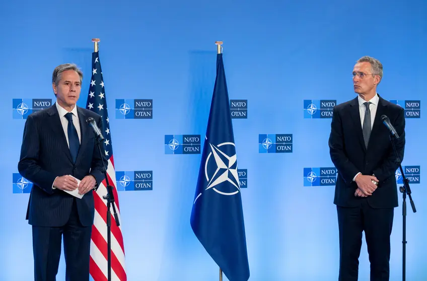 FILED - 14 April 2021, Belgium, Brussels: NATO Secretary General Jens Stoltenberg (R) and US Secretary of State Antony Blinken speak during a press conference after their meeting at the NATO headquarters. Blinken spoke with Stoltenberg to discuss ongoing efforts to fortify NATO's eastern flank and preparations for Thursday's extraordinary NATO summit. Photo: -/NATO/dpa - ATTENTION: editorial use only and only if the credit mentioned above is referenced in full.