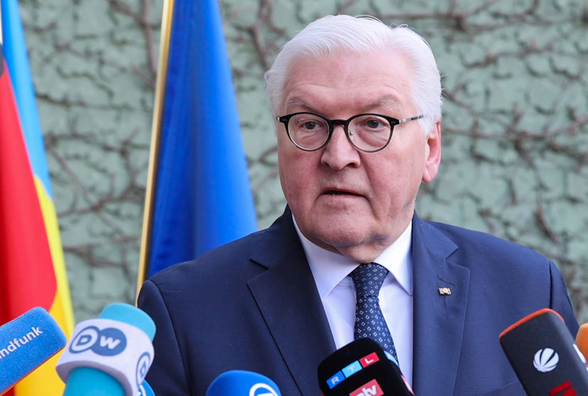 12 April 2022, Poland, Warsaw: German President Frank-Walter Steinmeier gives a press statement at the German Embassy in Warsaw, on the cancellation of his trip to Kiev. a planned trip by Steinmeier to Kiev has fallen through because he is apparently not welcome there. Photo: Jens Büttner/dpa.
