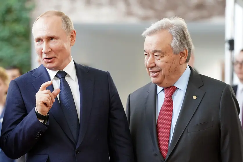 FILED - 19 January 2020, Berlin: Russian President Vladimir Putin (L) and United Nations Secretary-General Antonio Guterres arrive at the Federal Chancellery. Some two months after the start of the war in Ukraine, Russian President Vladimir Putin is scheduled to receive UN Secretary General Antonio Guterres in Moscow on Tuesday. Photo: Kay Nietfeld/dpa.