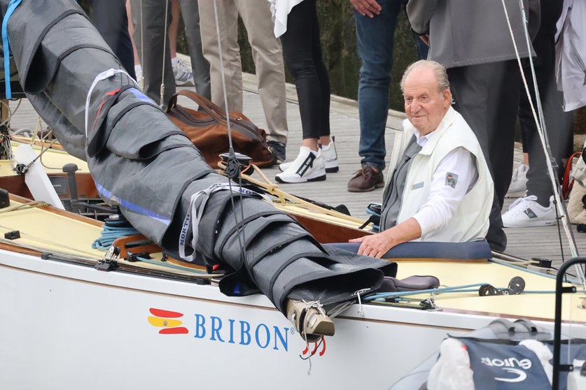 21 May 2022, Spain, Sanxenxo: Juan Carlos I, former king of Spain, attends 3rd Regatta of the IV Circuit Spain Cup sailing event. Photo: Raúl Terrel/EUROPA PRESS/dpa.