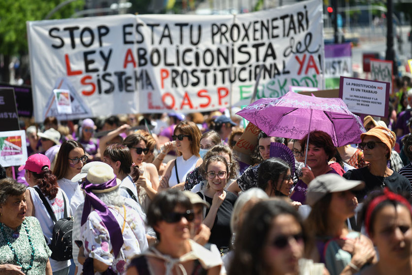 28 May 2022, Spain, Madrid: People take part in a demonstration calling for a ban on prostitution. Photo: Fernando Sánchez/EUROPA PRESS/dpa.