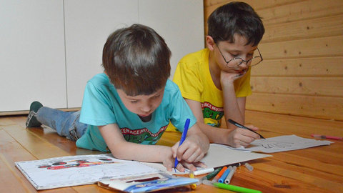 Children-coloring-school