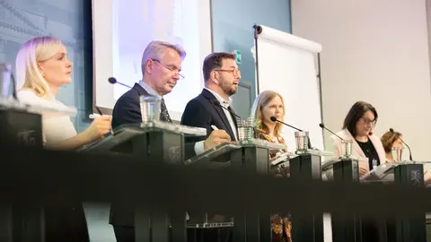 Ohisalo-Haavisto-Harakka-Kosonen-ministers-by-Lauri-Heikkinen-Vnk