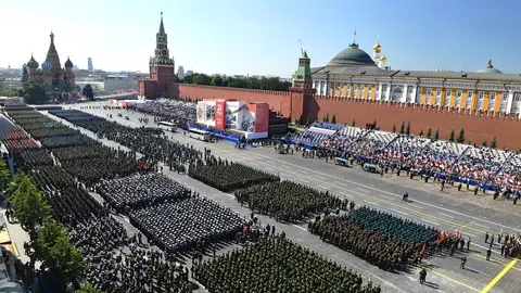 A general view of the military parade in the Red Square to mark the 75th anniversary of the victory in the Great Patriotic War of 1941-1945 between the Soviet Union and Nazi Germany. Photo: -/Kremlin/dpa