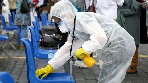 Coronavirus-virus-disease-clean-disinfection
