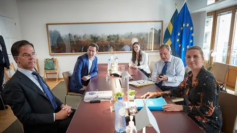 Dutch Prime Minister Mark Rutte, Austrian Chancellor Sebastian Kurz, Finnish Prime Minister Sanna Marin, Danish Prime Minister Mette Frederiksen and Swedish Prime Minister Stefan Loefven meet on the sidelines of the European Council special summit, held to discuss a shared economic recovery plan. Photo: Mario Salerno/European Council/dpa.