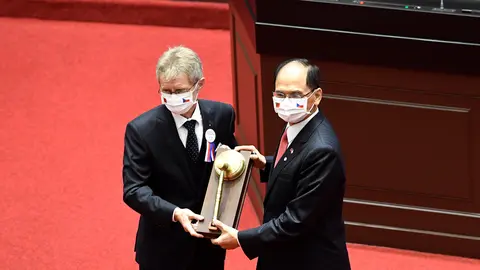 01 September 2020, Taiwan, Taipei: President of the Taiwanese Parliament Jou Si-kchun (R) welcomed the Czech Senate President Milos Vystrcil at the parliament's seat in Taipei. An 89-member delegation from the Czech Republic headed by Vystrcil in Taiwan for a six-day visit, amid opposition from Beijing. Photo: Michal Krumphanzl/dpa.