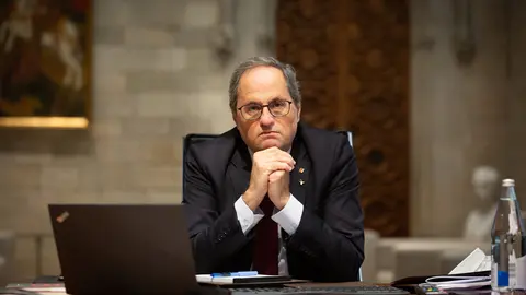 25 September 2020, Spain, Barcelona: President of the Government of Catalonia Quim Torra participates in a meeting via video on measures and the latest updates regarding coronavirus (COVID-19) pandemic at Palace of the Generalitat de Catalunya. Photo: David Zorrakino/dpa.
