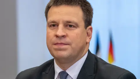 FILED - 11 October 2019, Estonia, Tallinn: Juri Ratas, Prime Minister of Estonia, takes part in a meeting with the German Defence Minister. Ratas stepped down on Wednesday from his post in connection with corruption allegations against his Centre Party. Photo: Monika Skolimowska/dpa-Zentralbild/dpa