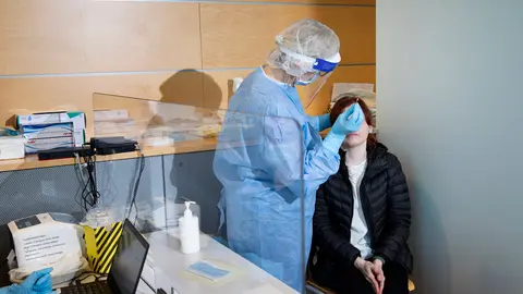 A coronavirus testing site at Helsinki airport. Photo: @HUS.