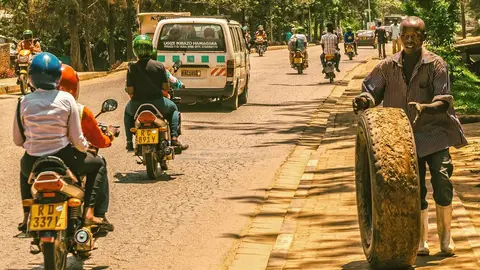 A street scene in Kigali, the capital of Rwanda. Photo: Portraitor / Pixabay.