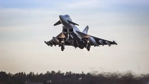 HANDOUT - 29 March 2021, United Kingdom, Moray: A Typhhon takes off from the RAF Lossiemouth base on Monday morning to intercept a Russian Tu-142 Bear-F aircraft which was spotted operating near the UK. Photo: Sac Sian Stephens Raf/Ministry of Defence (MoD) via PA Media/dpa - ATTENTION: editorial use only and only if the credit mentioned above is referenced in full