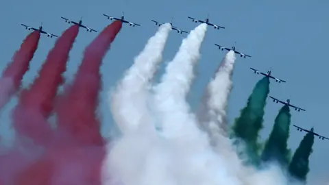 30 March 2021, Italy, Rome: The Italian aerobatic team "Frecce Tricolori" flies over Rome on the 98th anniversary of the establishment of the Italian Air Force and during a ceremony for the new recruits. Photo: Evandro Inetti/ZUMA Wire/dpa