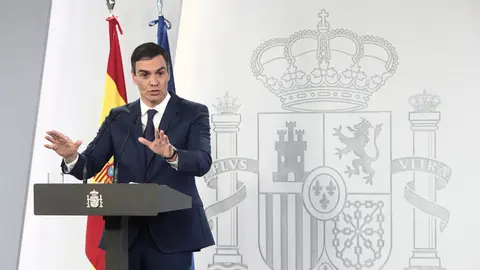 06 April 2021, Spain, Madrid: Spanish Prime Minister Pedro Sanchez attends a press conference after the weekly Cabinet meeting. Photo: Europa Press/E. Parra. Pool/EUROPA PRESS/dpa
