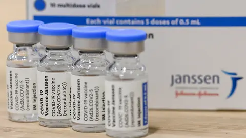 30 April 2021, Belgium, Antwerp: Vials of Johnson & Johnson's coronavirus vaccine are lined up in the Middelheim Hospital ZNA. Photo: Dirk Waem/BELGA/dpa