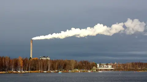 A factory in Oulu. Photo: David Mark/Pixabay.
