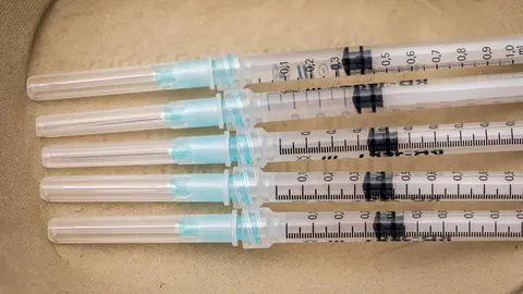 Syringes containing anticovid vaccines, ready to be used in Helsinki. Photo: @HUS.